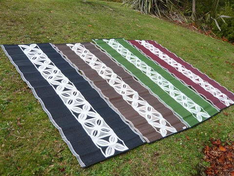 Banded Flower Runner